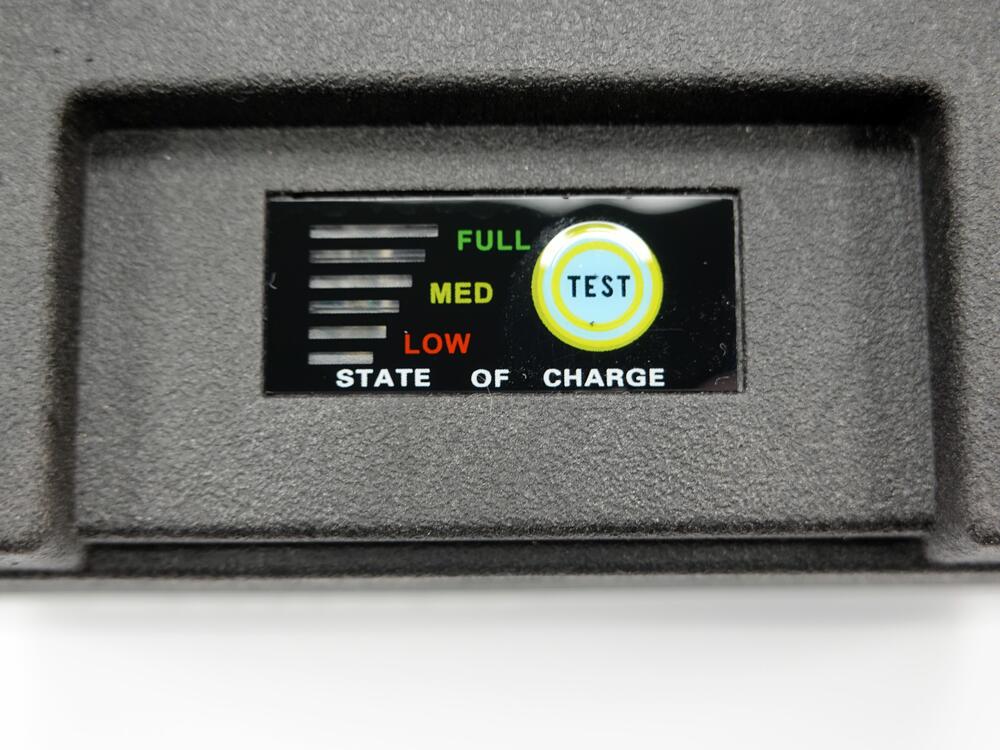 Shido-LTX9-BS-Lithium-Ionen-Batterie-12V-LiFePO4-tester