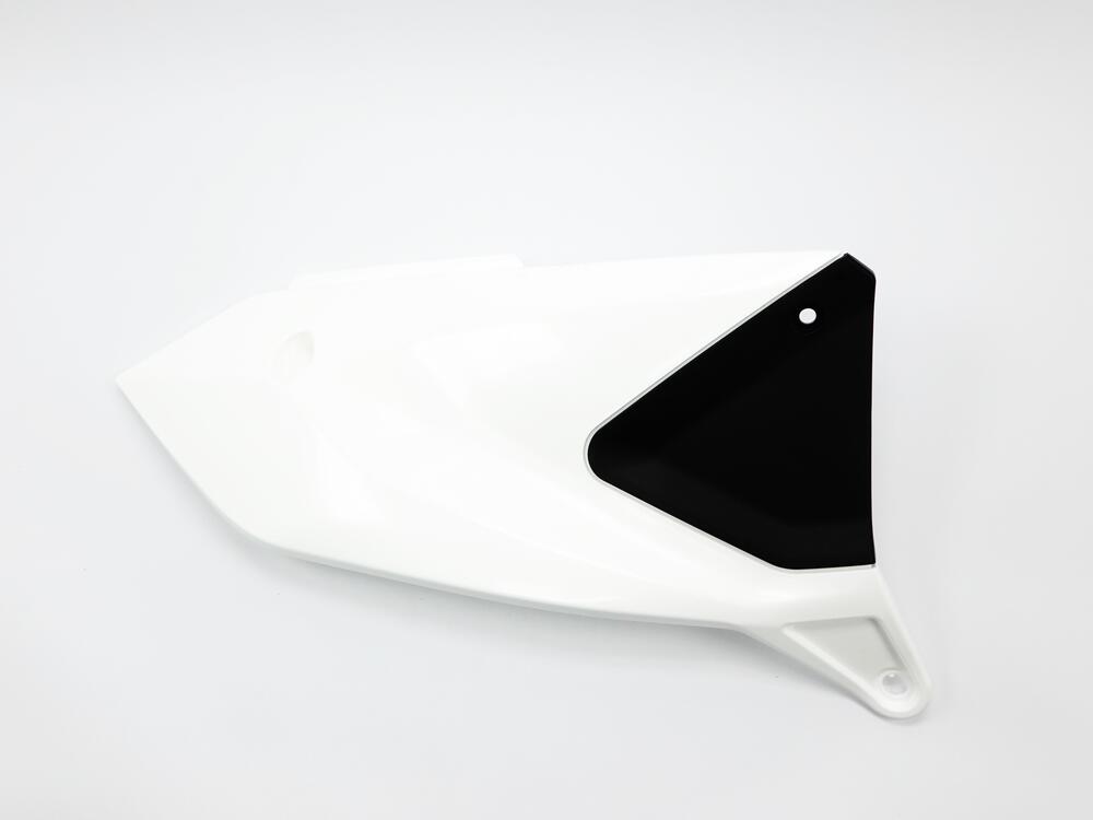 Fantic_Original_Seitenverkleidung_rechts_weiss__09981005 Fantic Original Seitenverkleidung rechts weiß - XE / XM 50 2023- | XEF / XMF 125 2023-