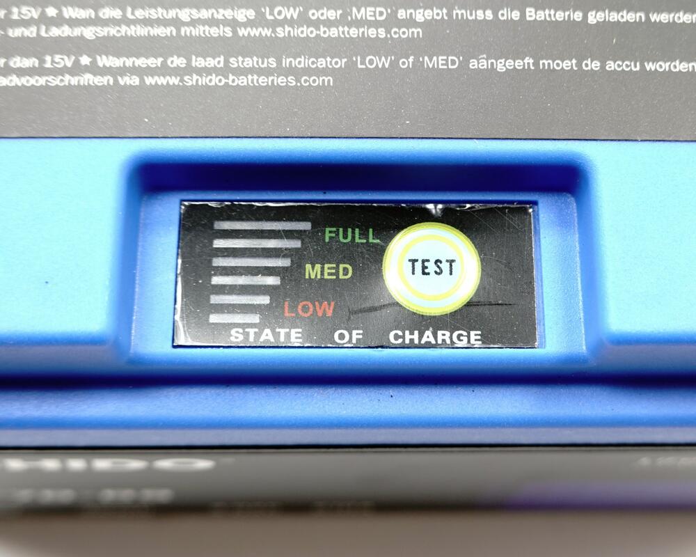 Shido-LT7B-BS-Lithium-Ionen-Batterie-12V-LiFePO4-tester